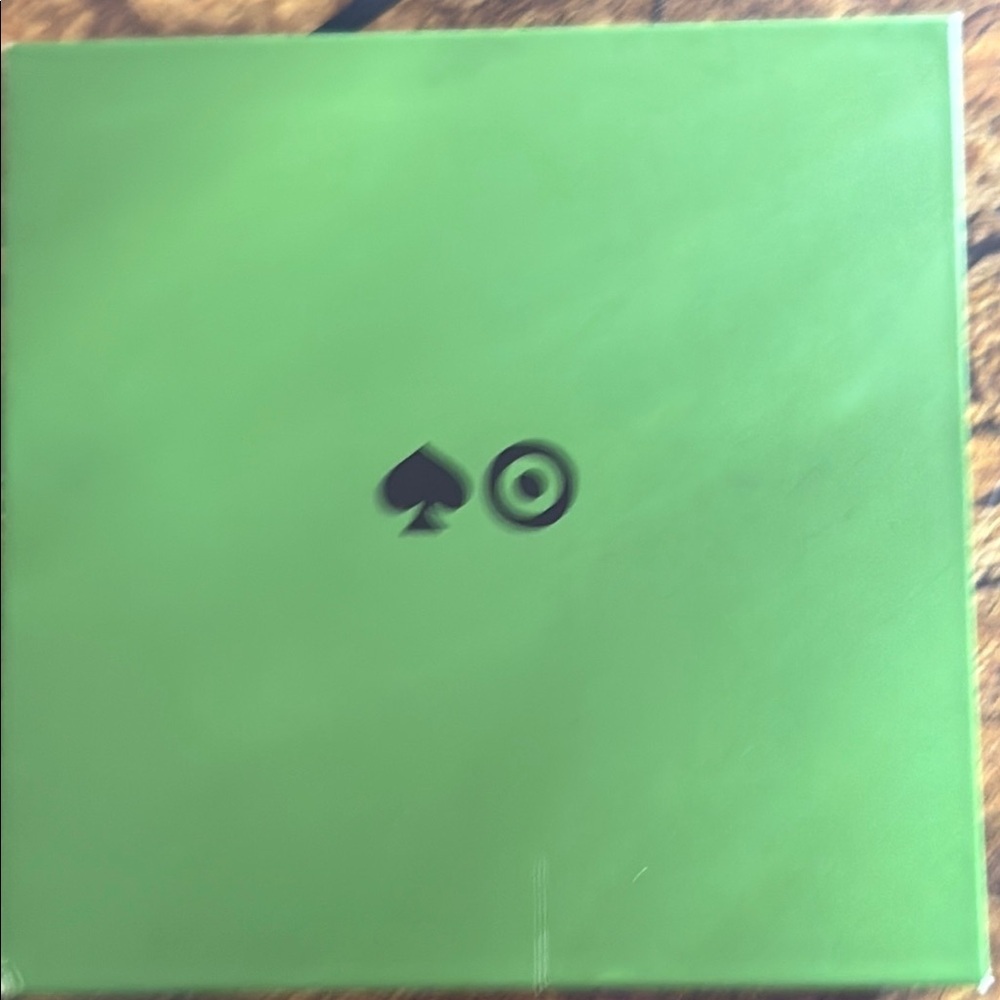 Kate Spade and Target Collaboration: Gold Heart Earrings. NIB - Picture 6 of 6